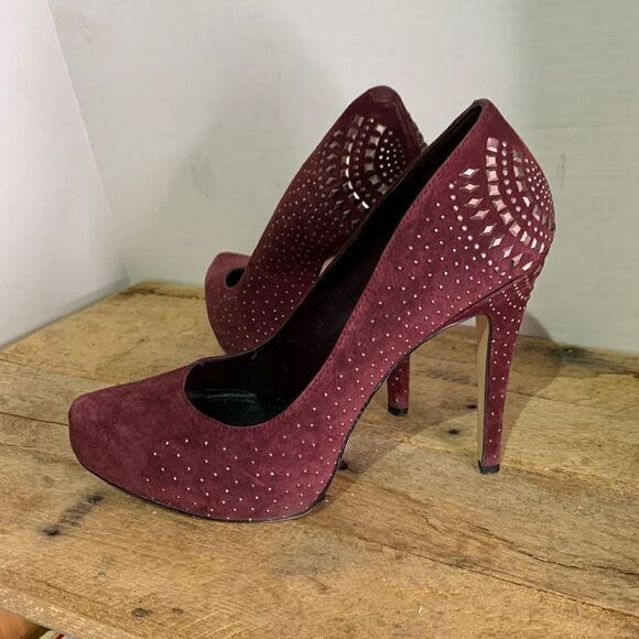 BCBGeneration studded party pumps maroon high heels glam runway - Picture 7 of 11